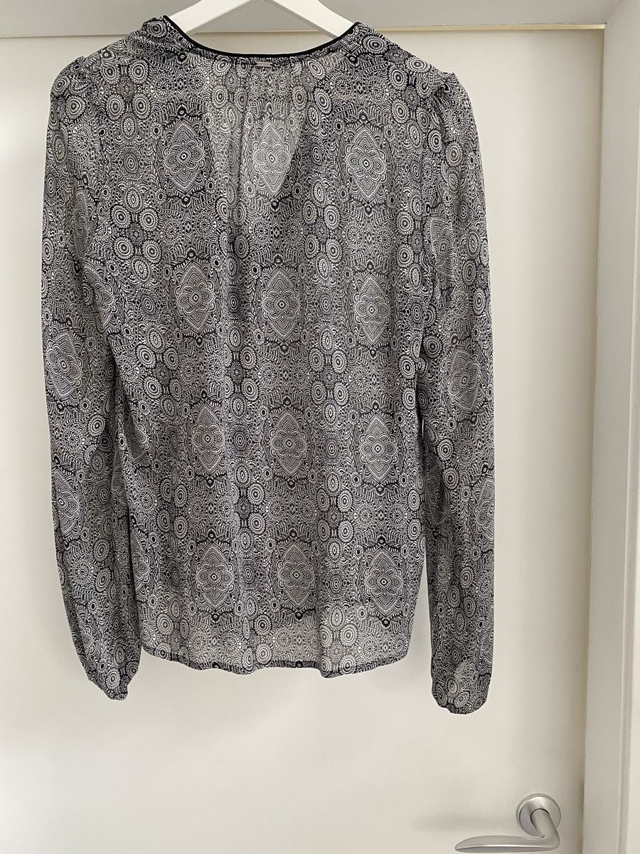IKKS Blusen: Blouse IKKS – Gebraucht aus Echallens von 1961zap 2