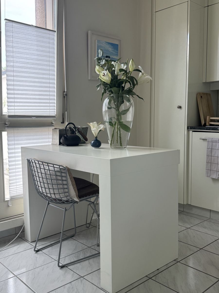 Scrivanie: Italian made white desk / table – Usato da Lugano venduto da ric_ww8j