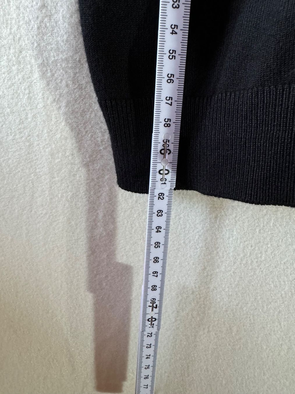 Maglioni & Felpe: Schwarzer Cold Shoulder Pullover von Sfera Gr. S – Usato da Grosswangen venduto da SALE_SALE_SALE 6