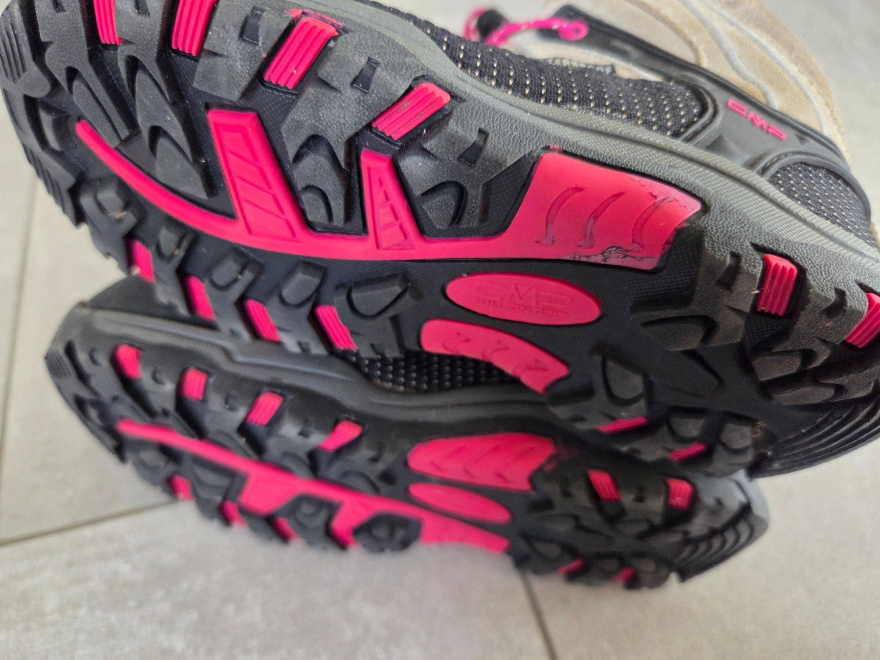 CMP Scarpe per ragazze: Wanderschuhe / Wasserabweisend von CMP Gr. 31 – Usato da Wiesendangen venduto da troawus 3