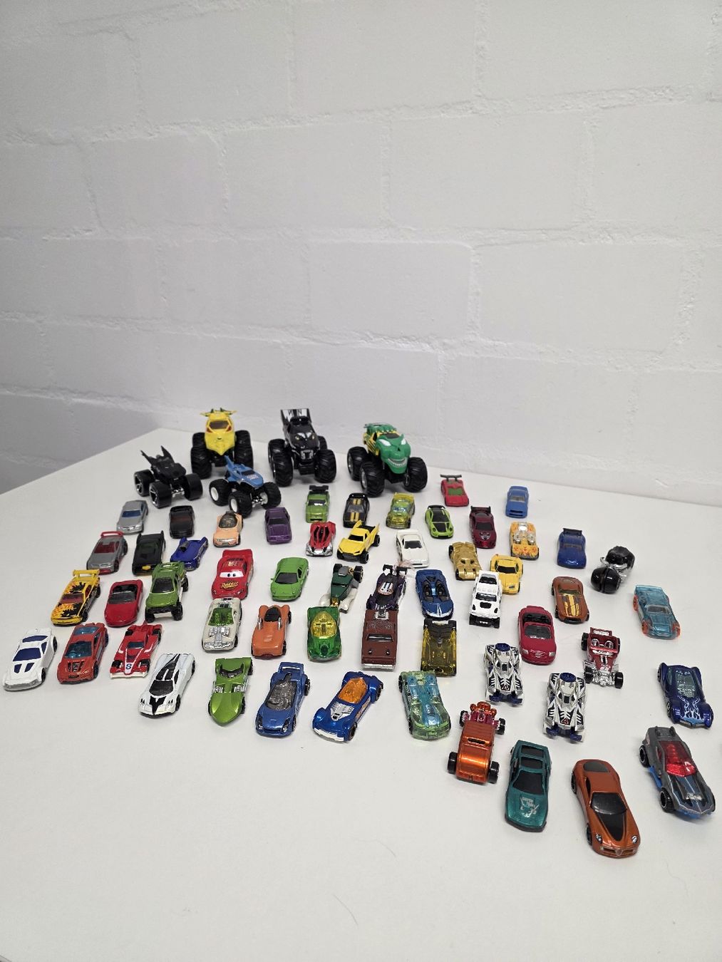 Hot Wheels Giocattoli: Spielzeug Autos / Hot Wheels – Usato da Arch venduto da Jamoa
