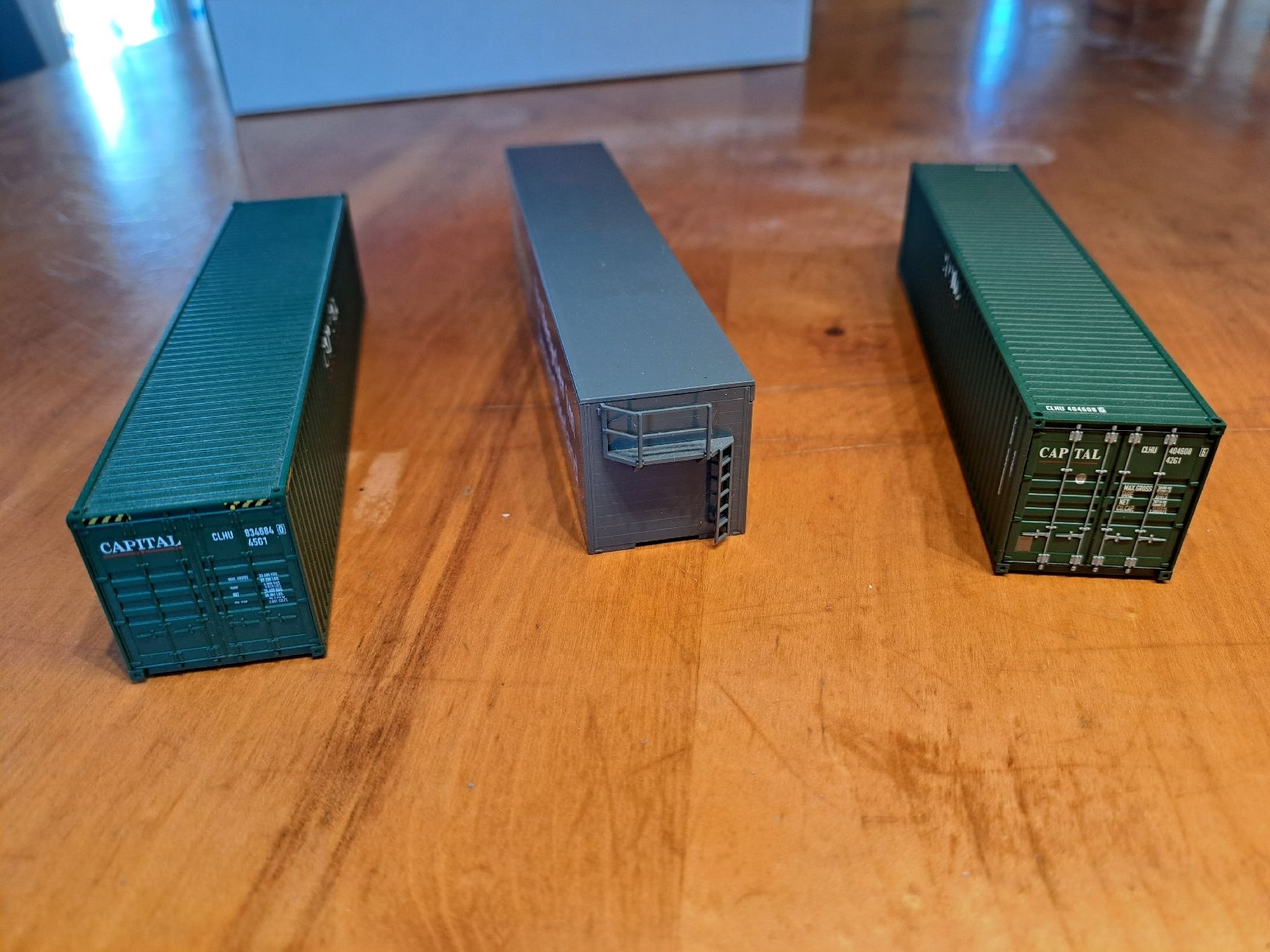 Märklin Modelleisenbahnen: Märklin / Herpa Container – Gebraucht aus Schönenwerd von Davidlangon 2
