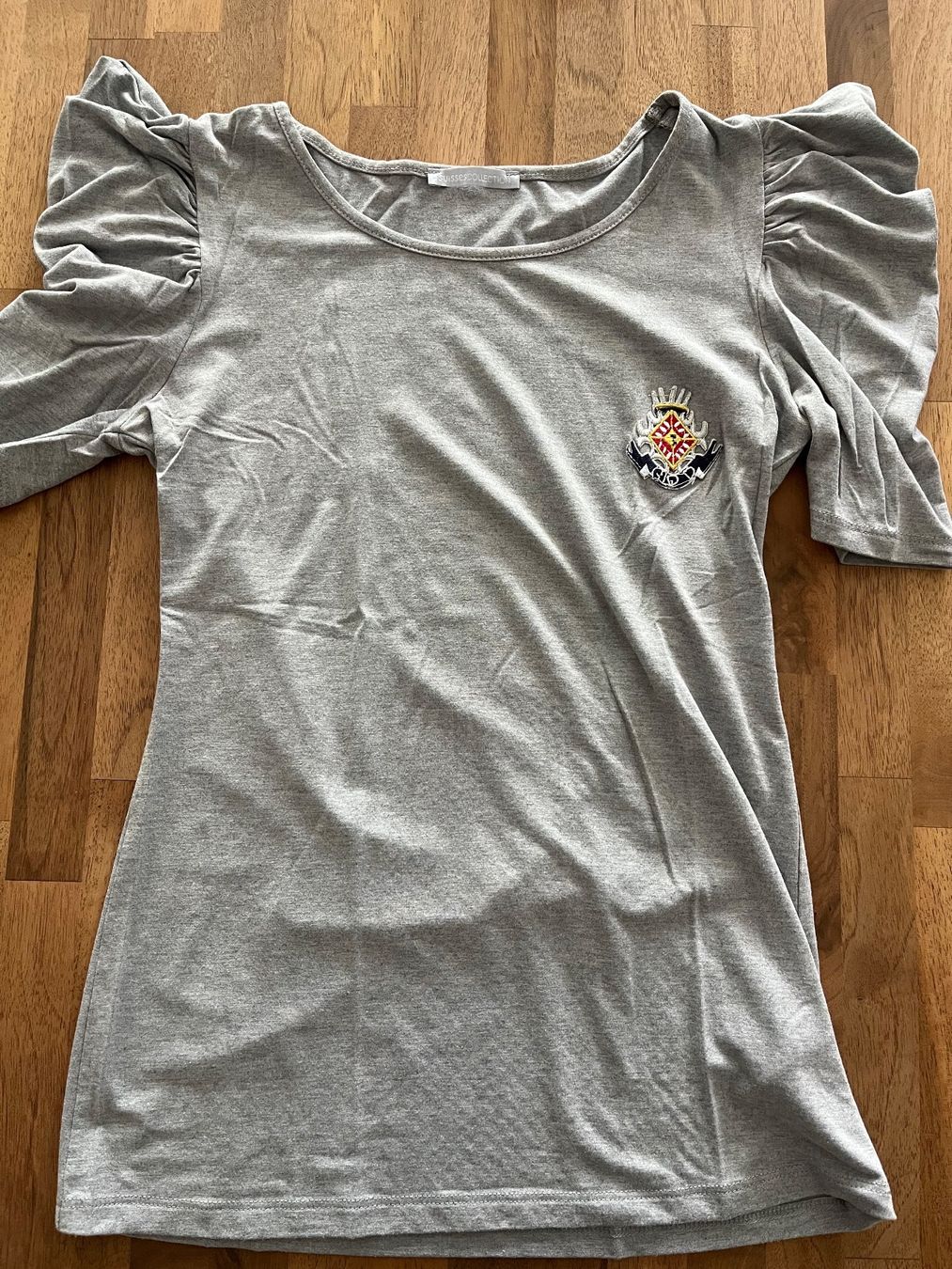 T-Shirts: Damen Sommer T-Shirts Gr. S/M – Gebraucht aus Baar von Charbin 6