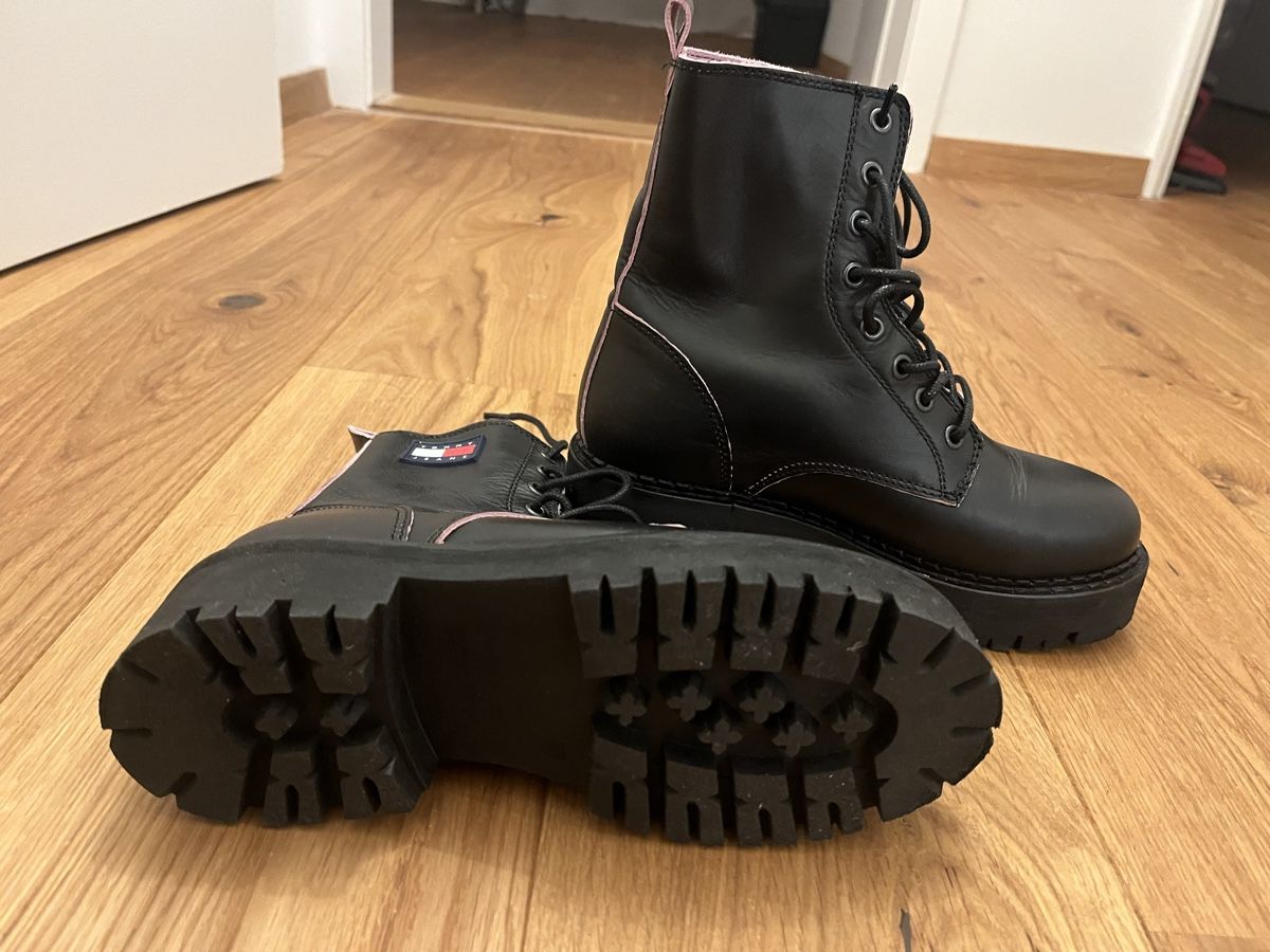 Tommy Hilfiger Scarpe da donna: Stiefeletten Tommy Hilfiger Gr. 37 – Nuovo (secondo la descrizione) da Bern venduto da gle_sd5p 1
