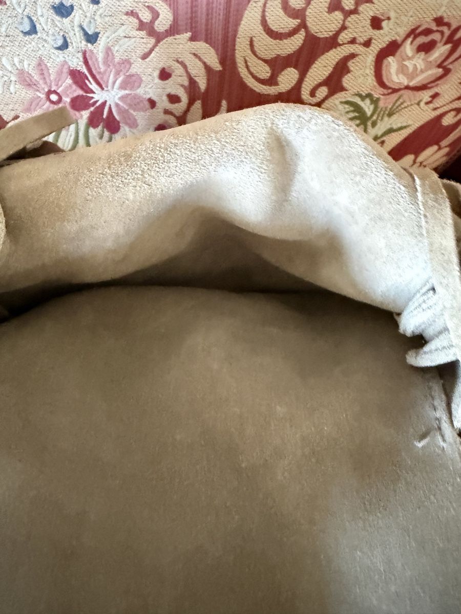 Taschen für Damen: Wildleder Handtasche – Gebraucht aus Jona von HappyHappyHappyHappy 1