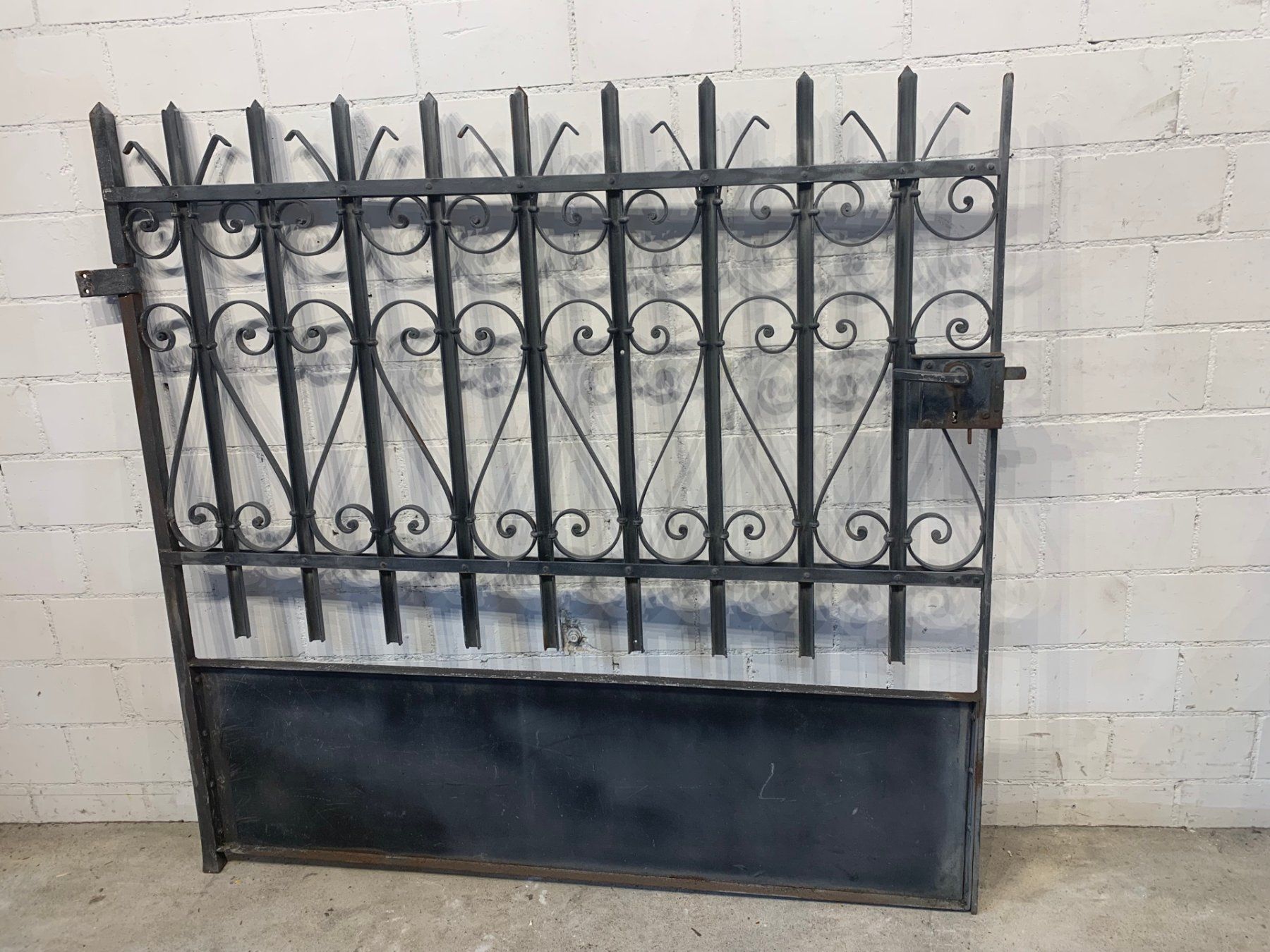 Porte: Schmiedeisen Gartentor / Schmiedeisentor / Eisentor – Usato da Wallisellen venduto da zappenduster 4