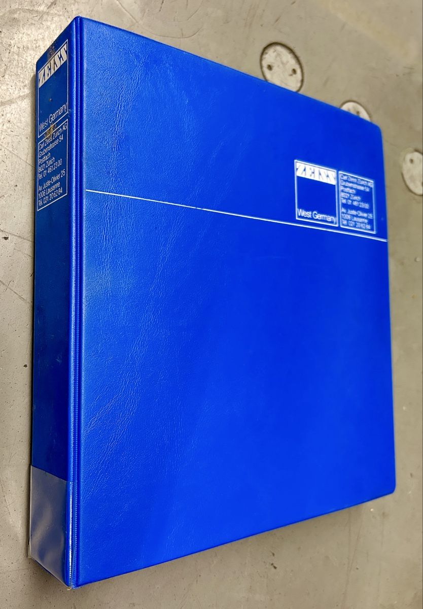 Libri: Zeiss Optic Microscope West Germany Collector Vintage – Usato da Cointrin venduto da vrossi