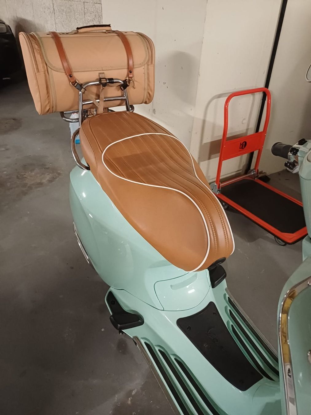 Piaggio Strasse: Vespa Primavera 125 Mint, iGet, ABS – Gebraucht aus Stein AG von tbr_m9n8 1