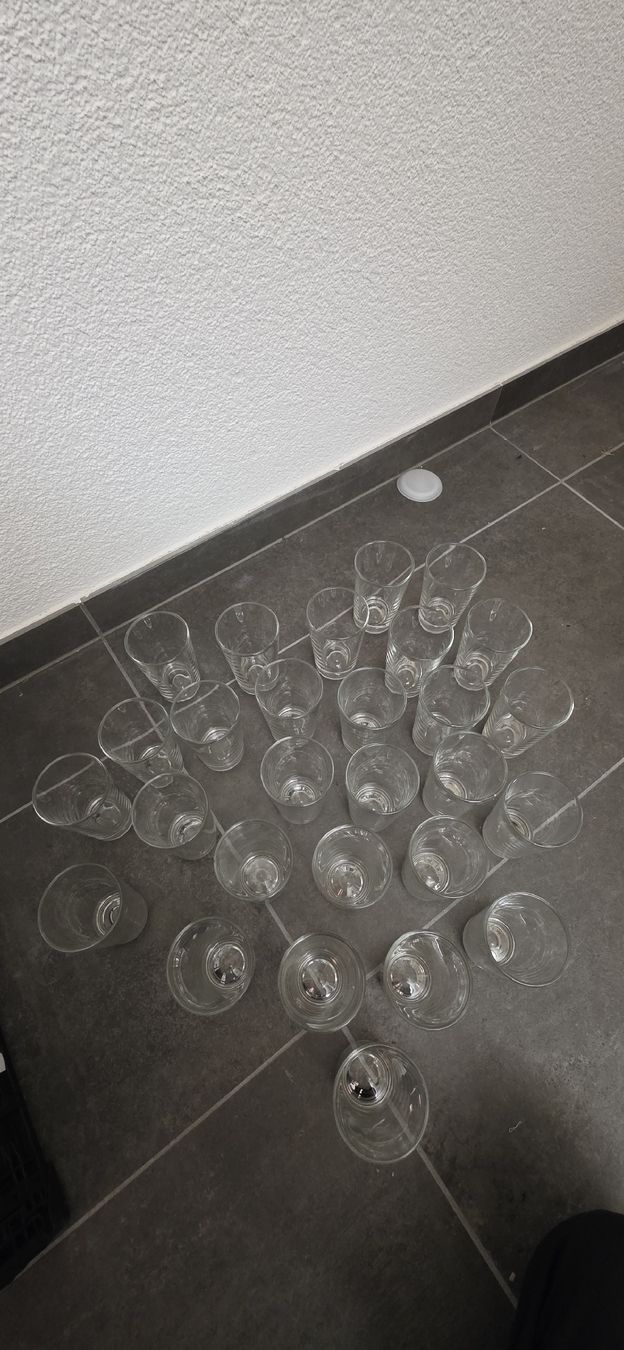 Verres: Weißwein gläser 1dl – D'occasion à La Punt Chamues - ch par _lau_ 1