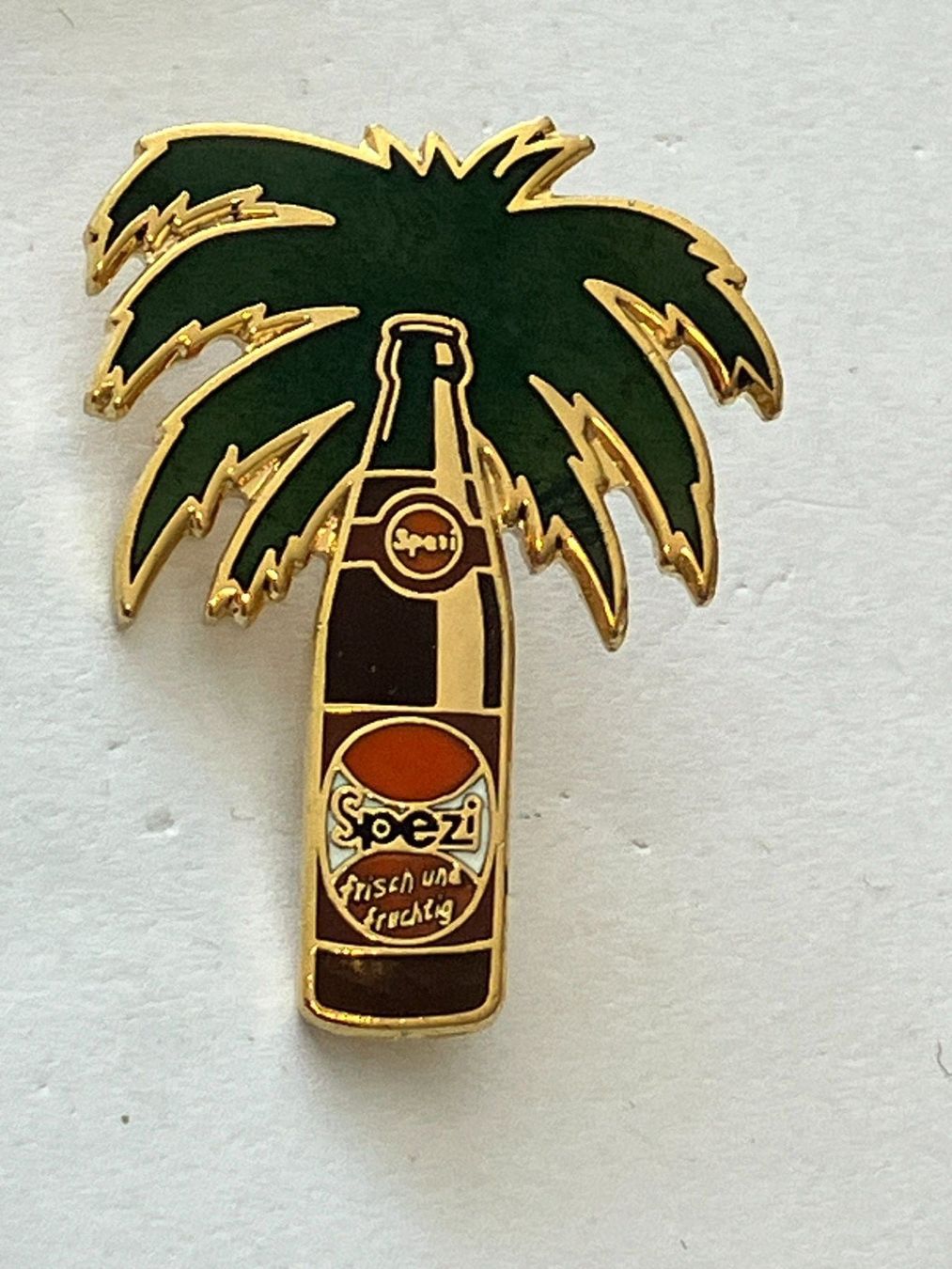 Placchette & Badge: 1 Pin Spezi – Usato da Basel venduto da djwwpp
