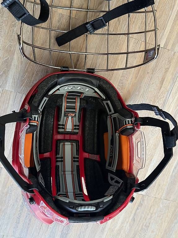 Casques: CCM Eishockeyhelm Fitlite 3DS M – D'occasion à Bern par taebbern 3