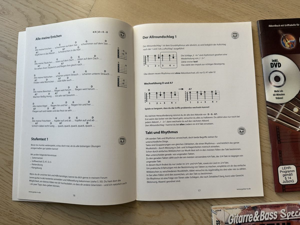 Libri: Guitar-TV: Gitarrenschule mit DVD's – Usato da Buch am Irchel venduto da Sweetharth 2