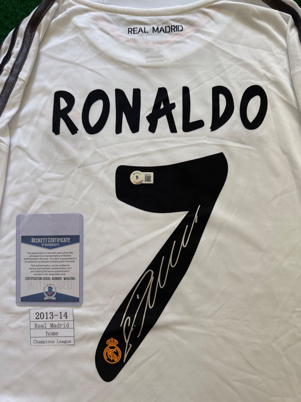 Autografi: Ronaldo Autogramm Real Madrid 2013/14 Trikot – Nuovo e nell'imballaggio originale da Bachenbülach venduto da inn_5kmg 4