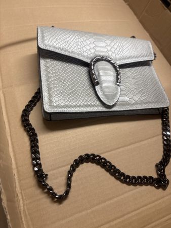 Wunderschöne, neuwertige Damen Handtasche in Grau! Top Zusta