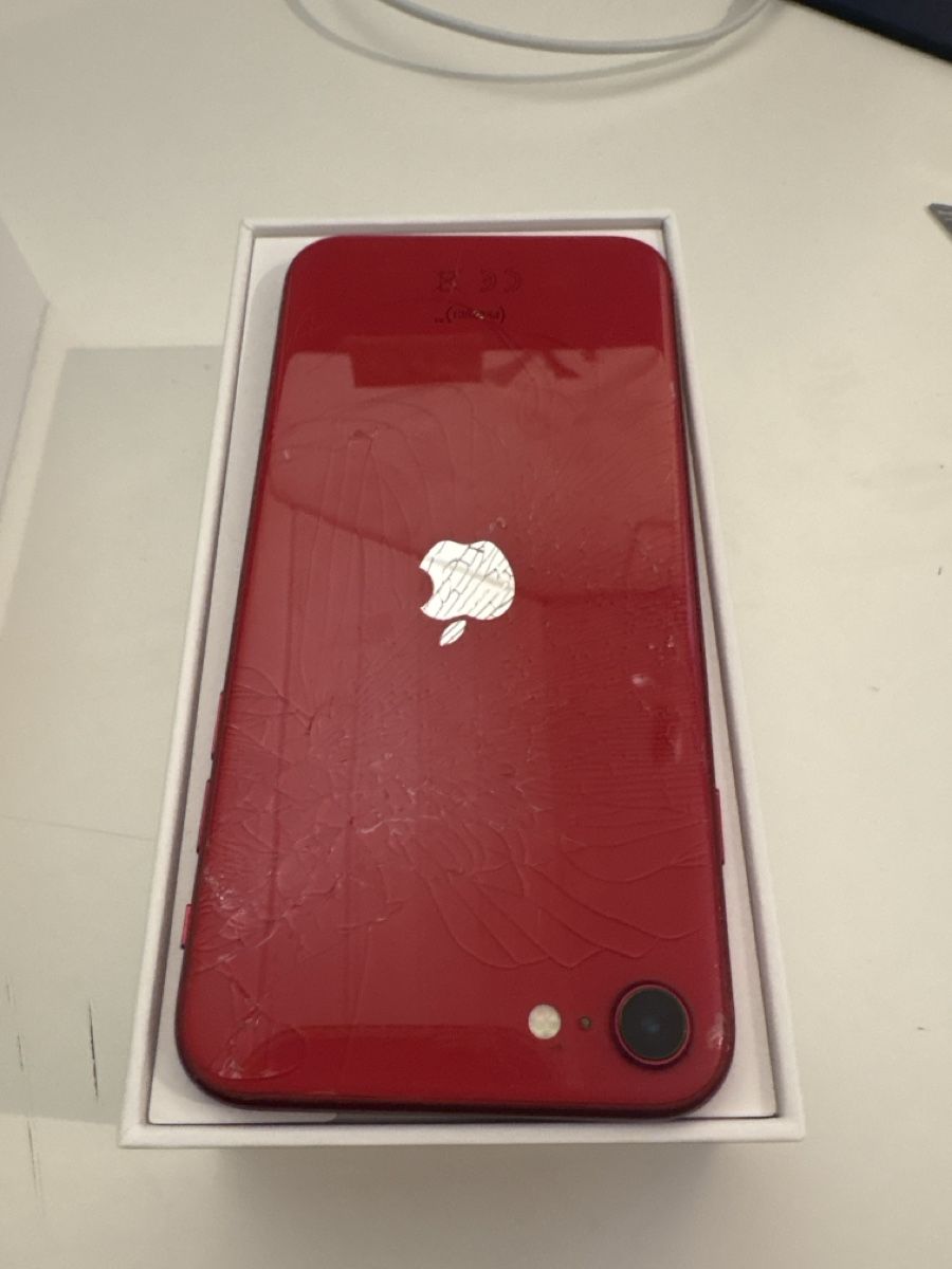 Apple Telefoni cellulari / Smartphones: Apple iPhone SE 64GB Product Red – Difettoso da Roggliswil venduto da Marla1 1