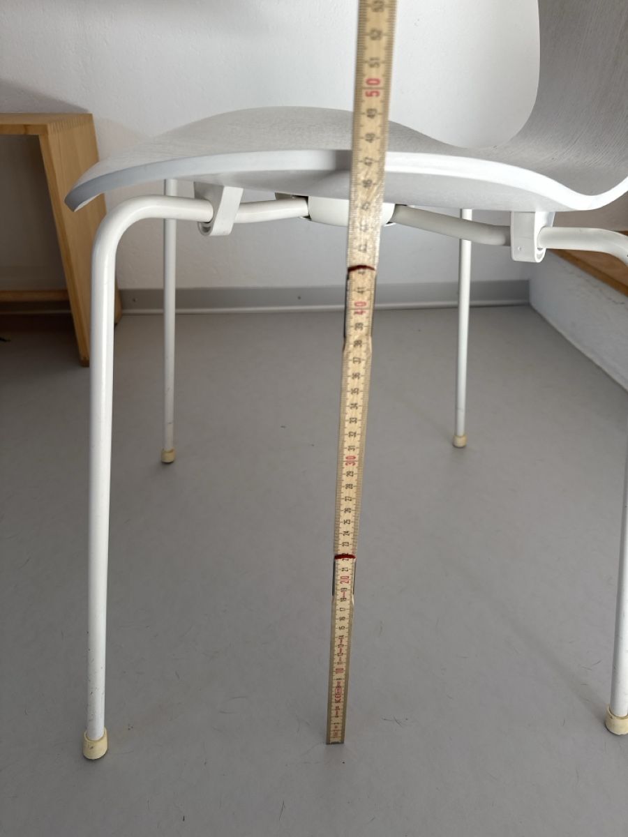 Fritz Hansen Stühle: Fritz Hansen Stuhl Serie 7, Weiss Esche – Gebraucht aus Biel/Bienne von anittebmusik 5