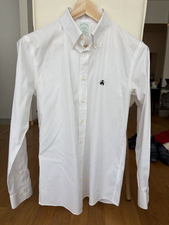 Brooks Brothers Hemd Gr. S Slim Fit Non-Iron Stream tch Weis