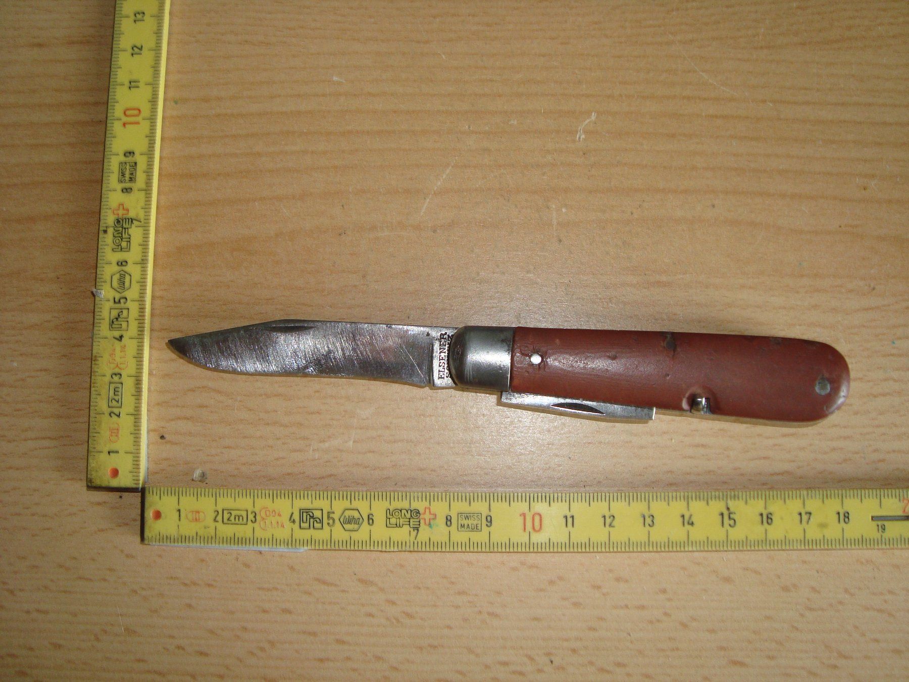 Schweizer Armee Taschenmesser: Soldatenmesser Elsener 24 – Gebraucht aus Vordemwald von tinumesser