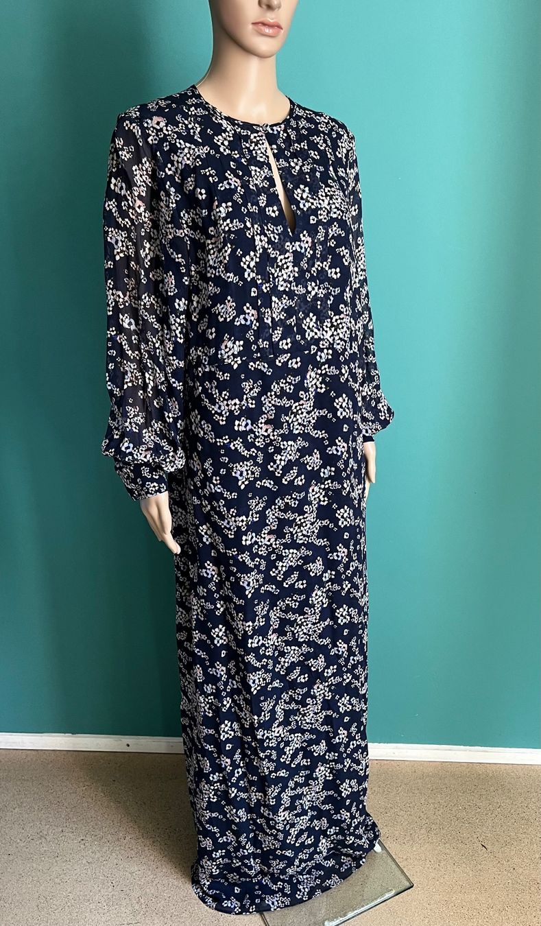Escada Robes: ESCADA Maxikleid 💙 – D'occasion à Zürich par ClosetQueen 1