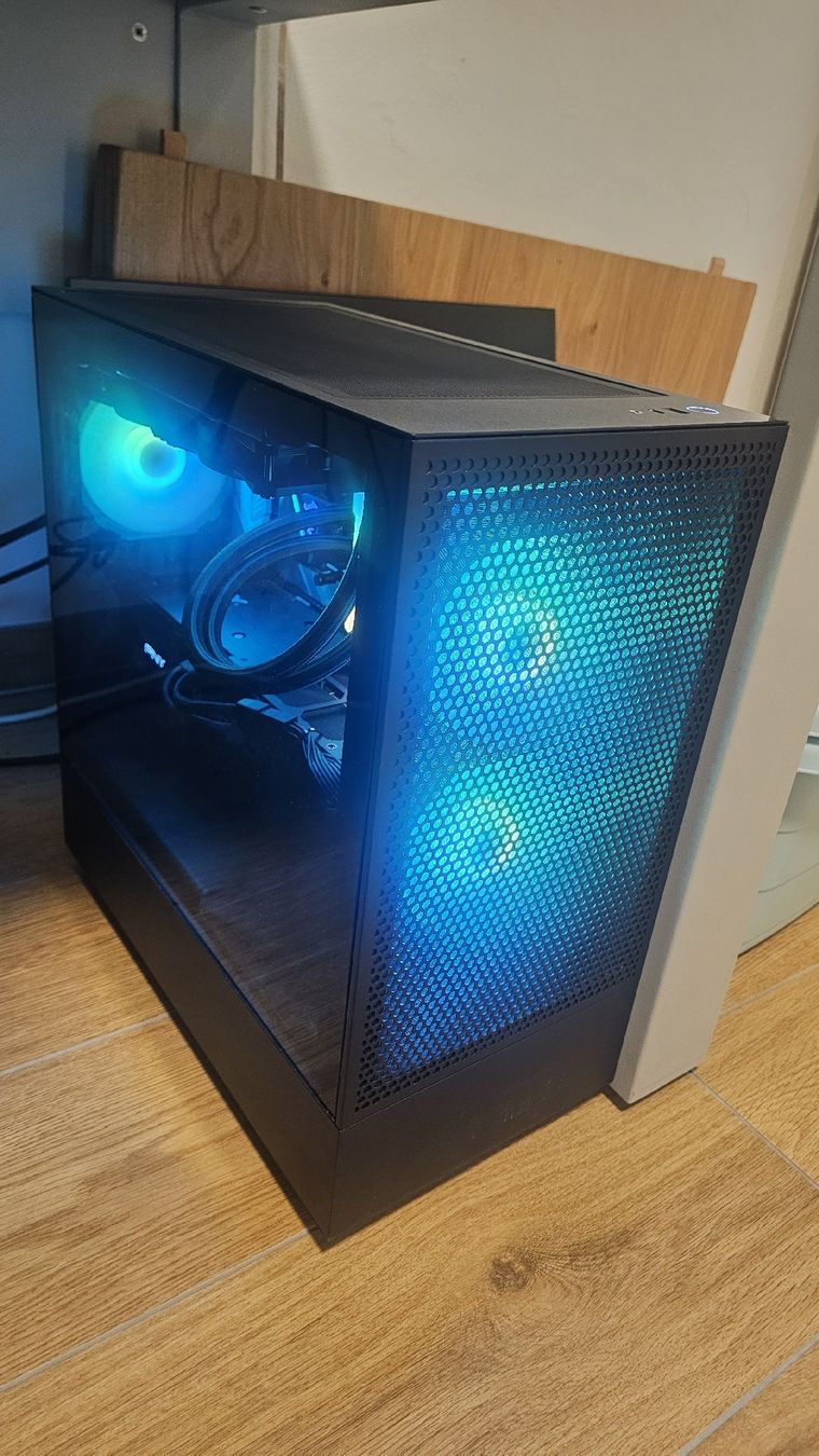 Asus PCs: Top Gaming PC – Neu (gemäss Beschreibung) aus Ehrikon von noa_vyp5 2