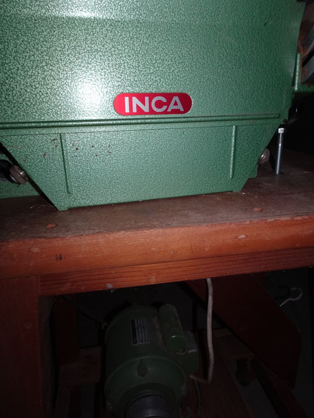 Inca Seghe: INCA Tischfräse – Usato da Bichwil venduto da Silbereule9 7