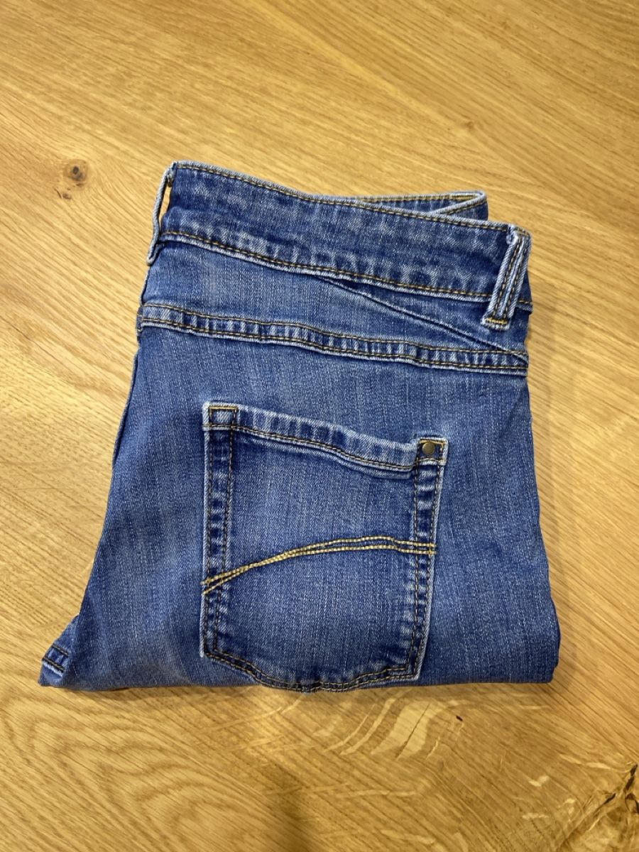 C&A Jeans: C&A Jeans blau Gr.36 – Usato da Arth venduto da ssu_8v2j 1