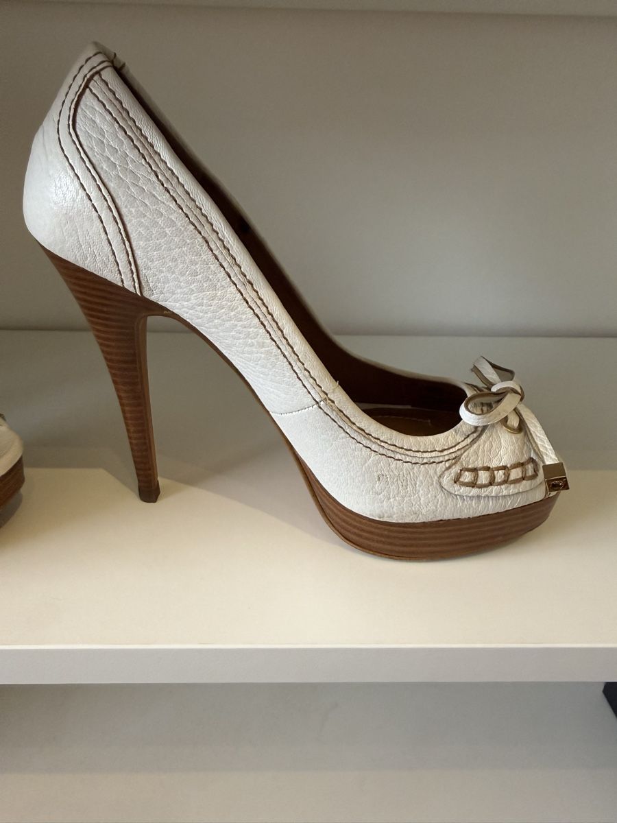 Zara Scarpe da donna:   Zara Peeptoe Pumps Gr.37 – Usato da pratteln venduto da Bogi94 4
