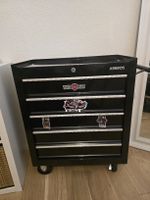 Tattoo-Studio Ausstattung zu verkaufen – Komplettes Set