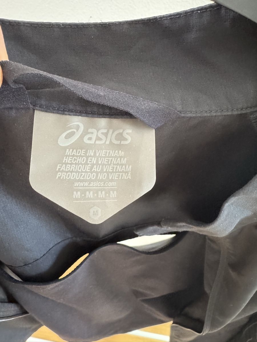 Asics Vestes: Asics G.M – Neuf (Voir description) à Derendingen par Happyever 2