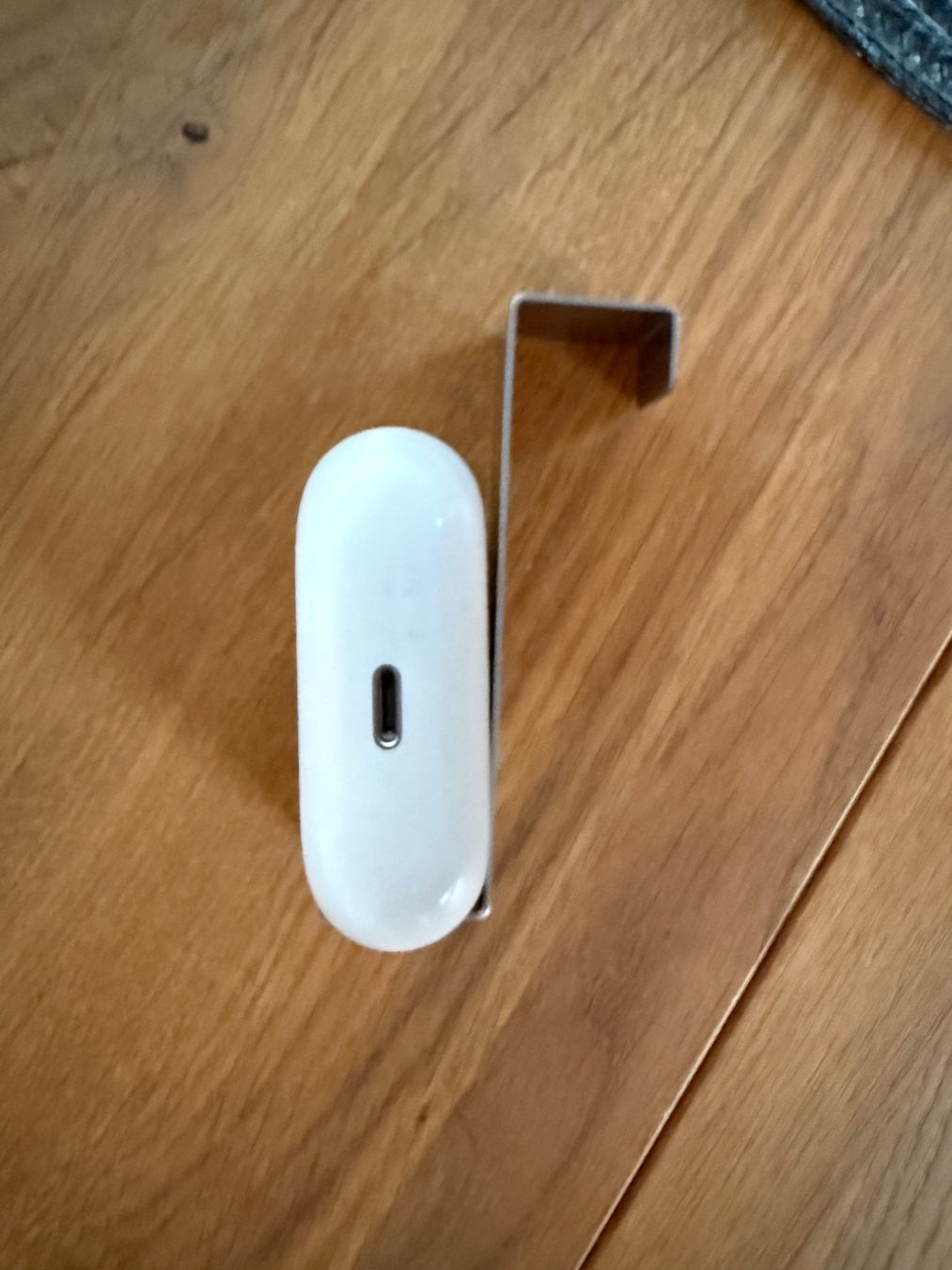 Apple Kopfhörer: APPLE AirPods Pro 1 Charging Case – Gebraucht aus Lausanne von Nine1982 8