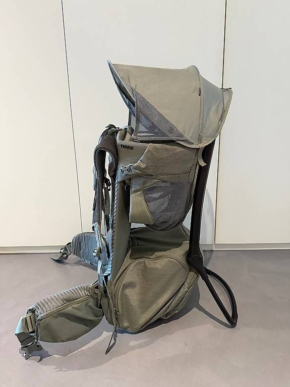 Porte-bébés ventraux & dorsaux: Thule Sapling Kindertrage Agave – D'occasion à Chur par pro_8sgy 1