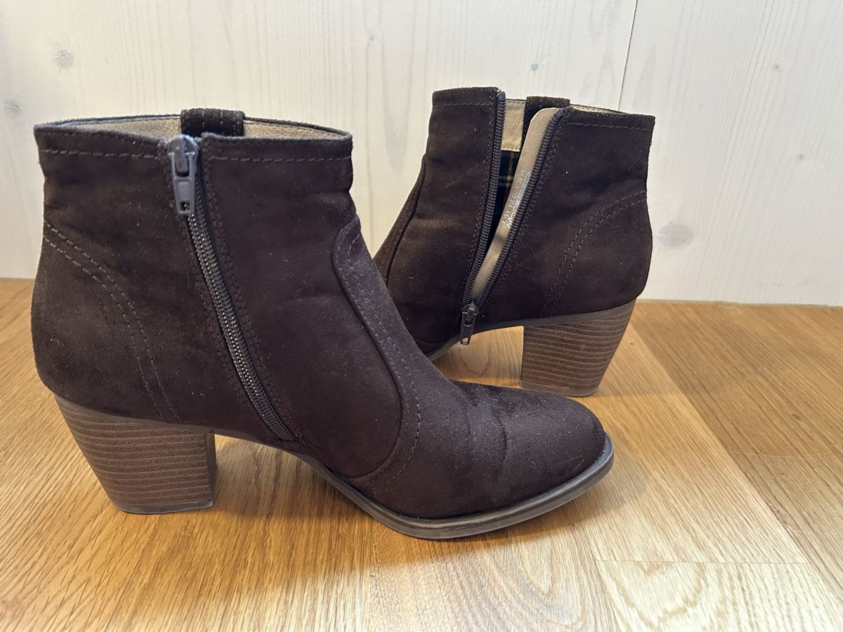 Bench Scarpe da donna: Stiefeletten Bench – Usato da Lengnau AG venduto da Anni_Mo 2