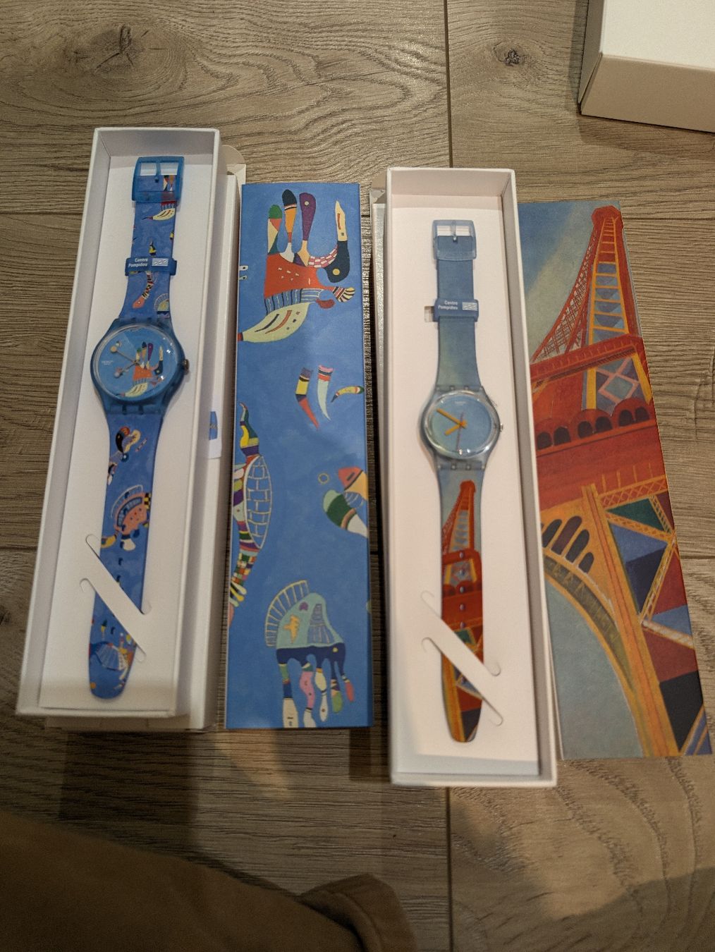 Swatch Orologi: Swatch x Pompidou – Nuovo e nell'imballaggio originale da Bursins venduto da Nyxouille 1