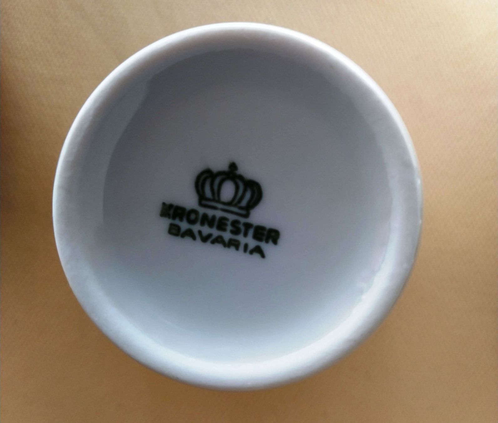 Set di piatti: Espressotassen mit Unterteller und Zuckerdose – Nuovo (secondo la descrizione) da Zürich venduto da 1980ale 3