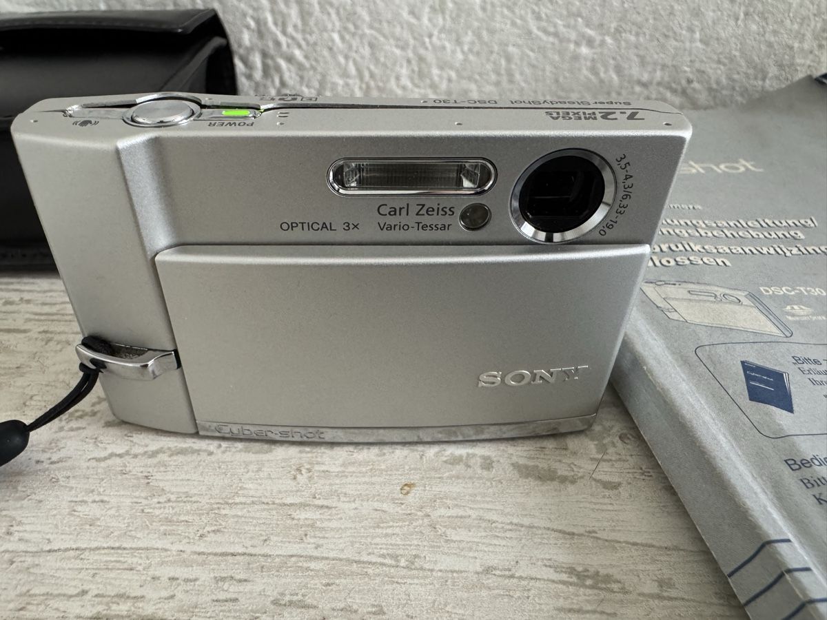 Sony Fotocamera: sony dsc-t30 digitalkamera – Usato da Zunzgen venduto da milesdavis76 2