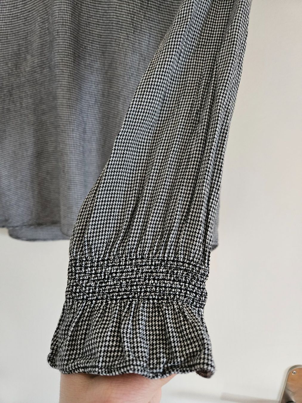 Camicette: Bluse mit Gummizug an den Ärmeln – Usato da Schaffhausen venduto da sabrina915 4