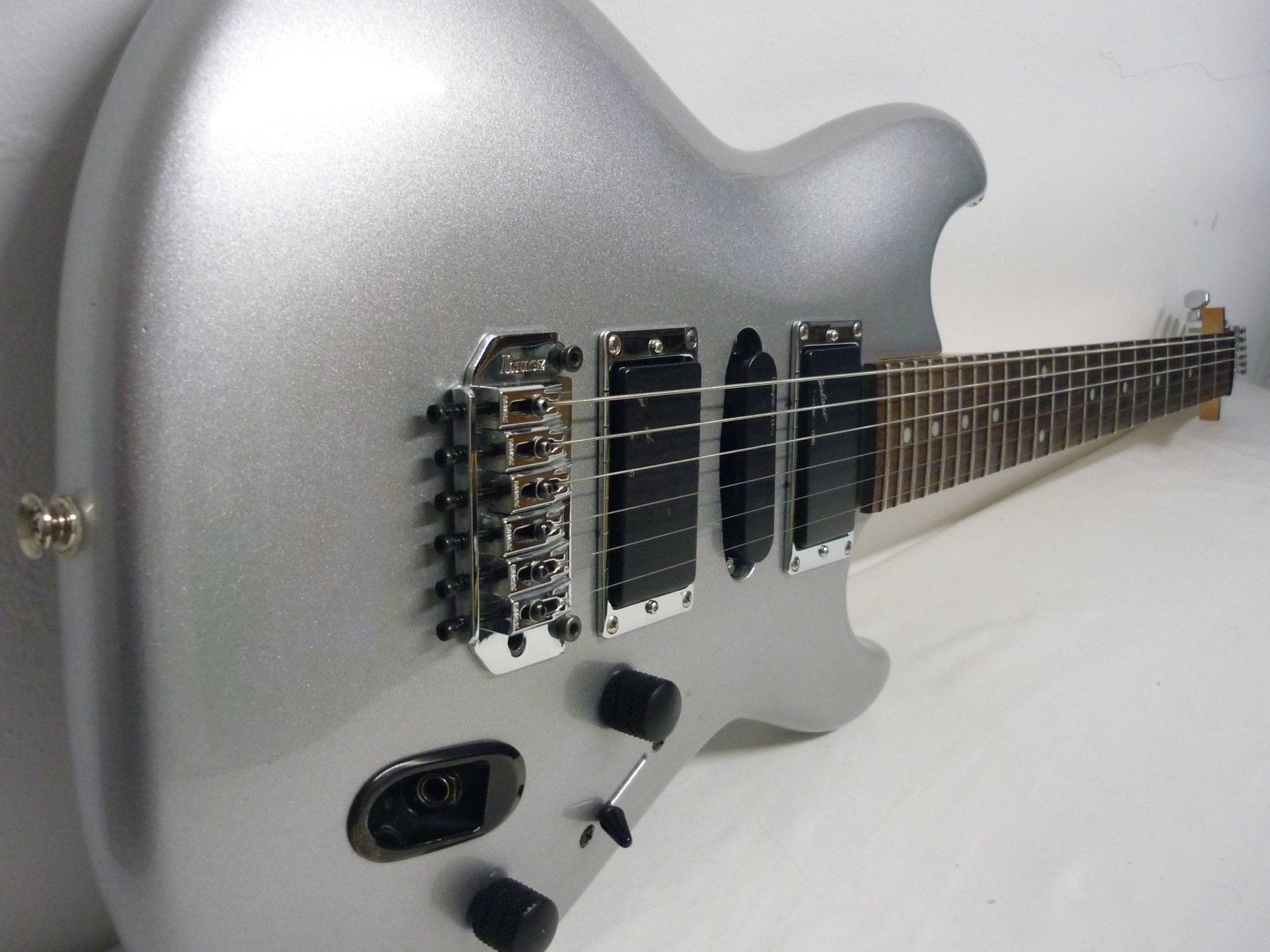Ibanez Musikinstrumente: E-Gitarre Ibanez Ergodyne mit Bag – Gebraucht aus Maienfeld von John13 2
