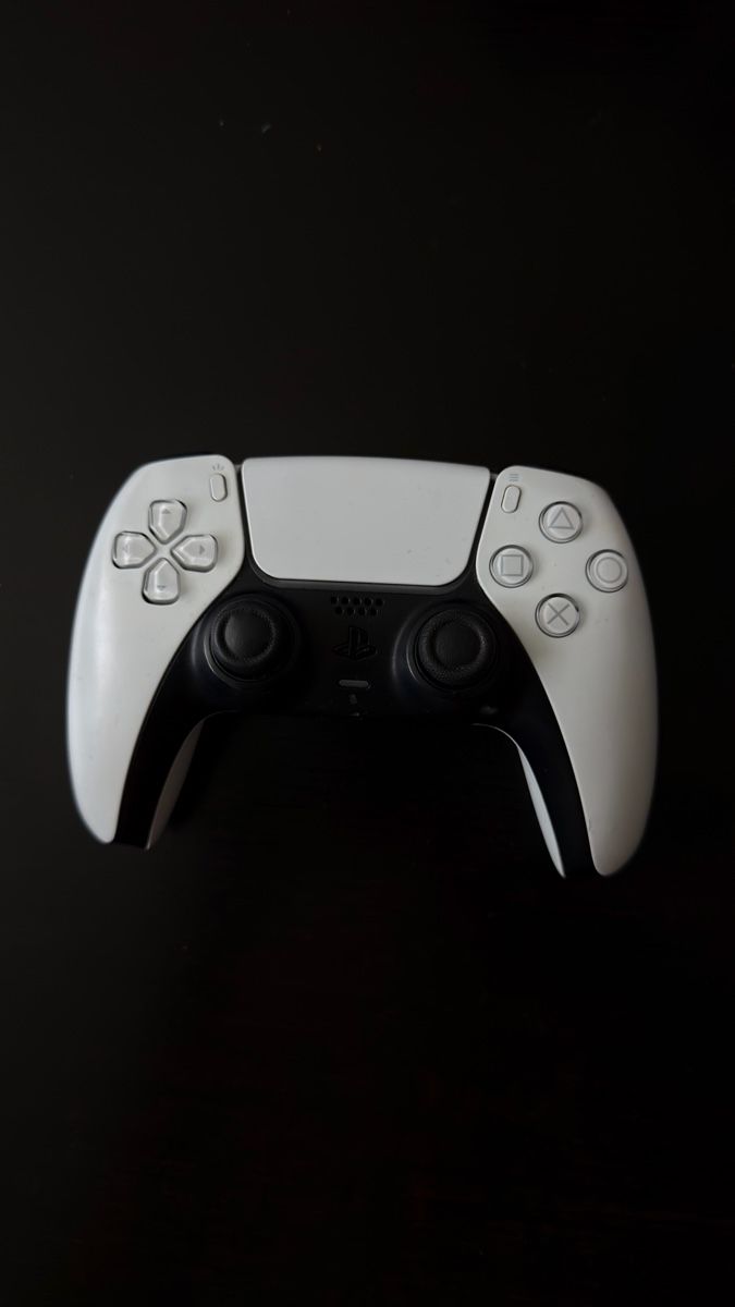 Sony Controller: PlayStation 5 DualSense Wireless Controller - White – Usato da St Gallen venduto da Alii 2