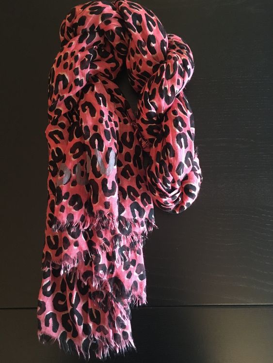 Louis Vuitton Corail Cashmere/Silk Stephen Sprouse Leopard Stole