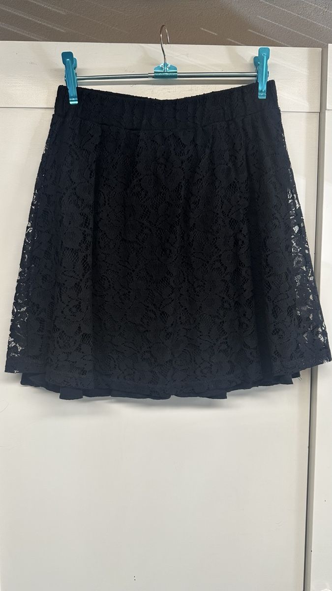 Kooples Jupes: Jupe Spitzen Kooples, Grösse 34 – Neuf (Voir description) à Mörschwil par sam_man