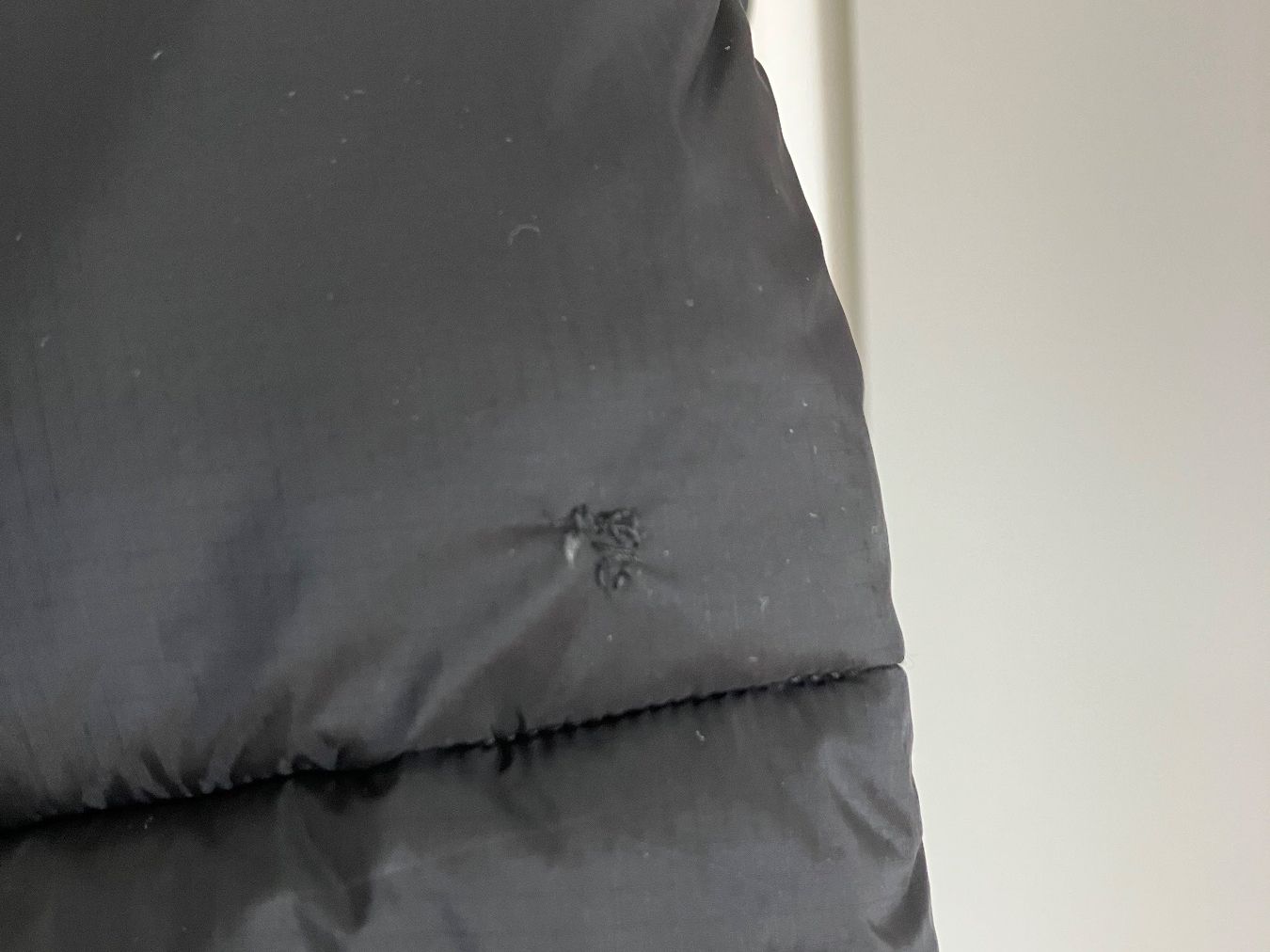 Champion Giacche & Cappotti: Schwarze Champion Pufferjacke Grösse S – Usato da Thalwil venduto da ansae17 3