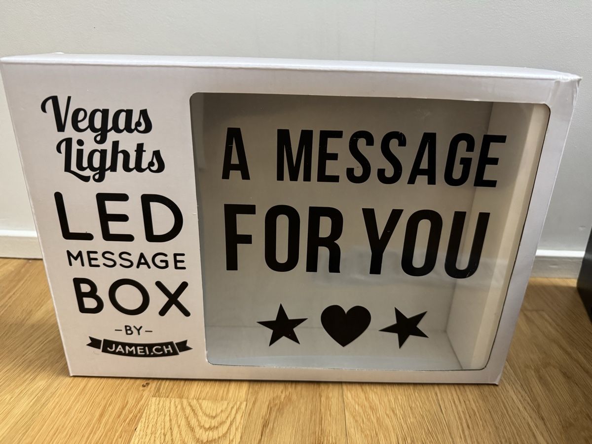 Alle Dekorationen: LED Message Box mit 90 Buchstaben und Symbolen – Gebraucht aus Zürich von wtpooh 3