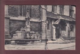 LAUSANNE - St. François - Fontaine et vieux portique - 1911