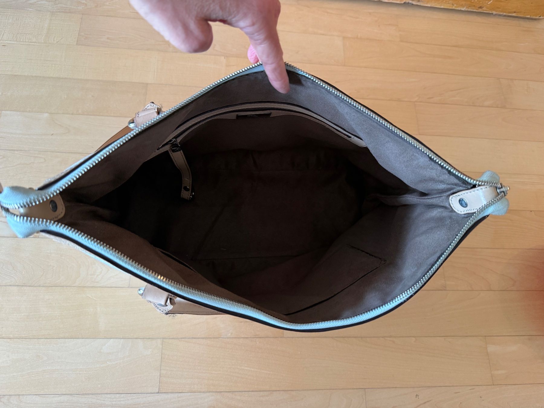 Maison Mollerus Borse da donna: MAISON Mollerus Tasche - Shopper – Usato da Uster venduto da Schangnau87 7