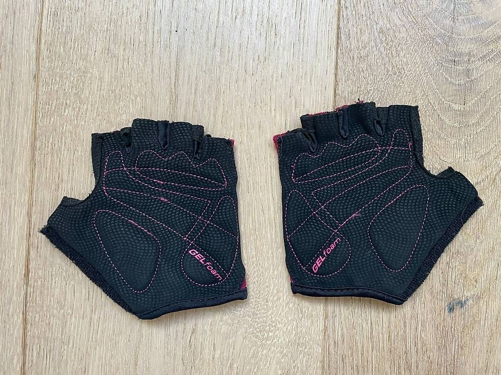 Guanti: VELOHANDSCHUHE KINDER M  – Usato da Mönchaltorf venduto da rokafauc 1