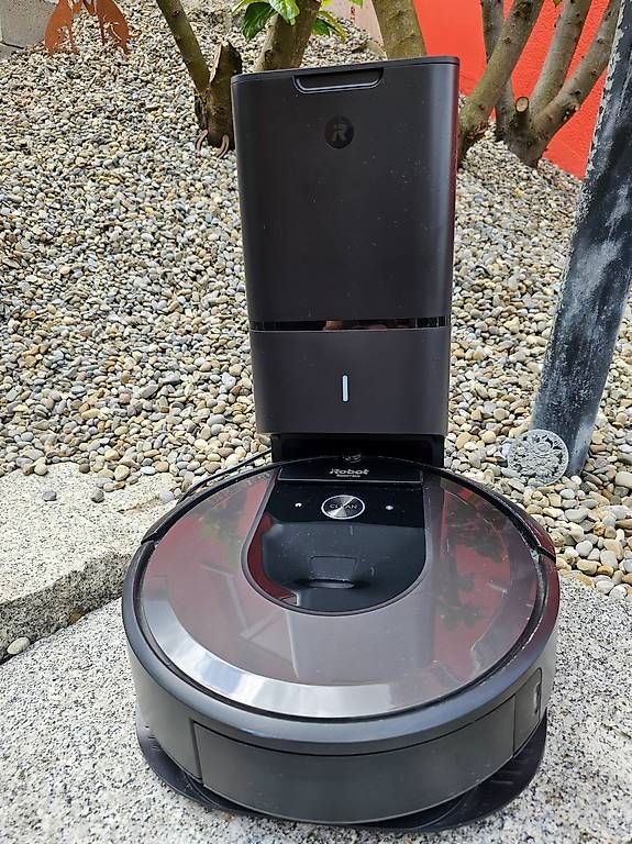 Aspirapolveri & Accessori: Saugroboter Robot Roomba i7 mit Absaugstation – Usato da Rothrist venduto da Neubeginn 1