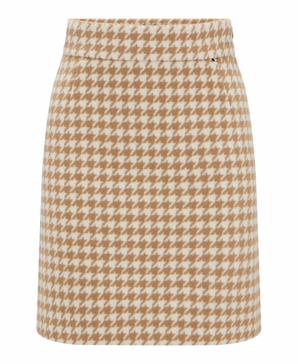 Hugo Boss Gonne: BOSS - NEW skirt size 36 – Nuovo (secondo la descrizione) da Thalwil venduto da Iconicfashion