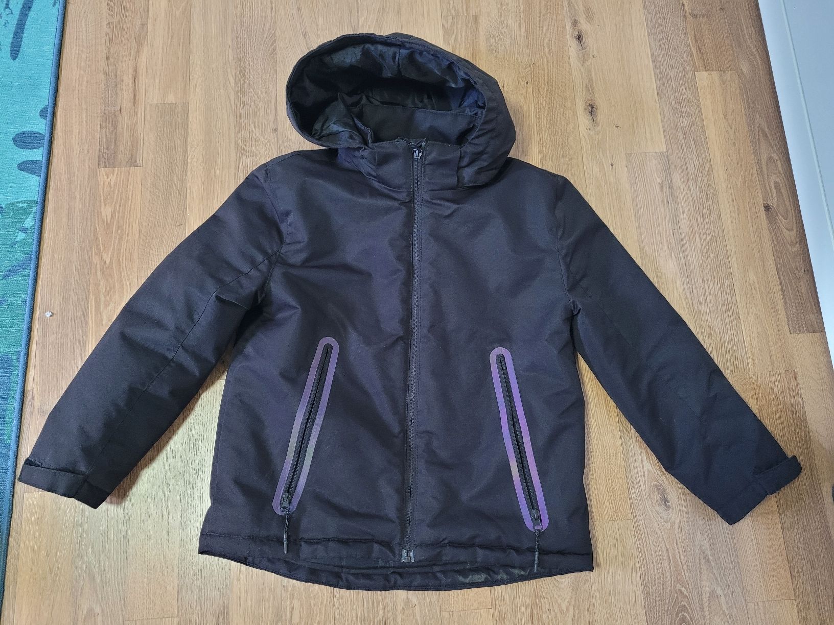 H&M Giacche & Cappotti: H&M Winterjacke gr 134 – Usato da Tuggen venduto da Melon
