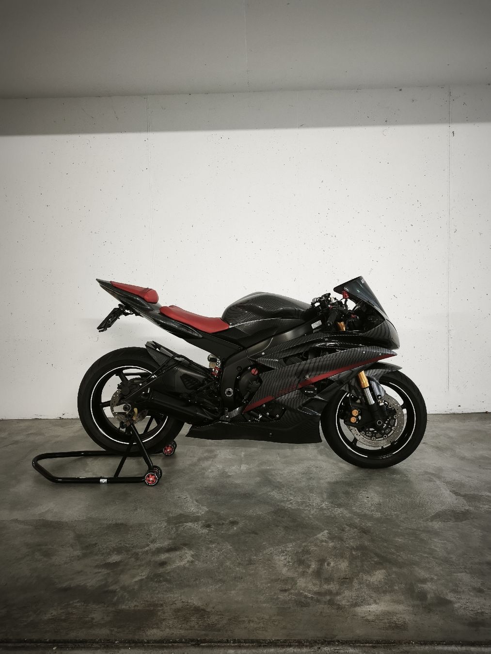 Yamaha Strasse: Yamaha R6 25kW ab Mfk – Gebraucht aus Rothrist von Zal_m27z 1