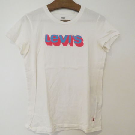 3 T-shirts Levi's und Pepe Jeans